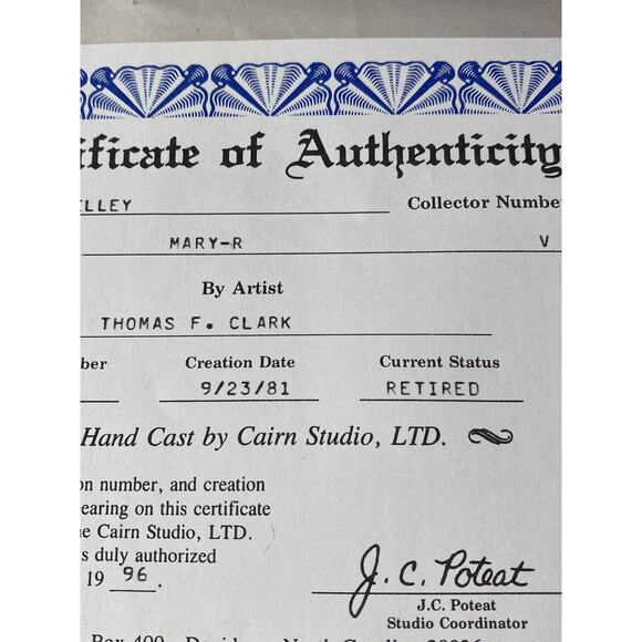 Thomas F. Clark Mary-R 1981 Cairn Studio Figurine w/ COA Retired Mary Figure 7” - Picture 3 of 9